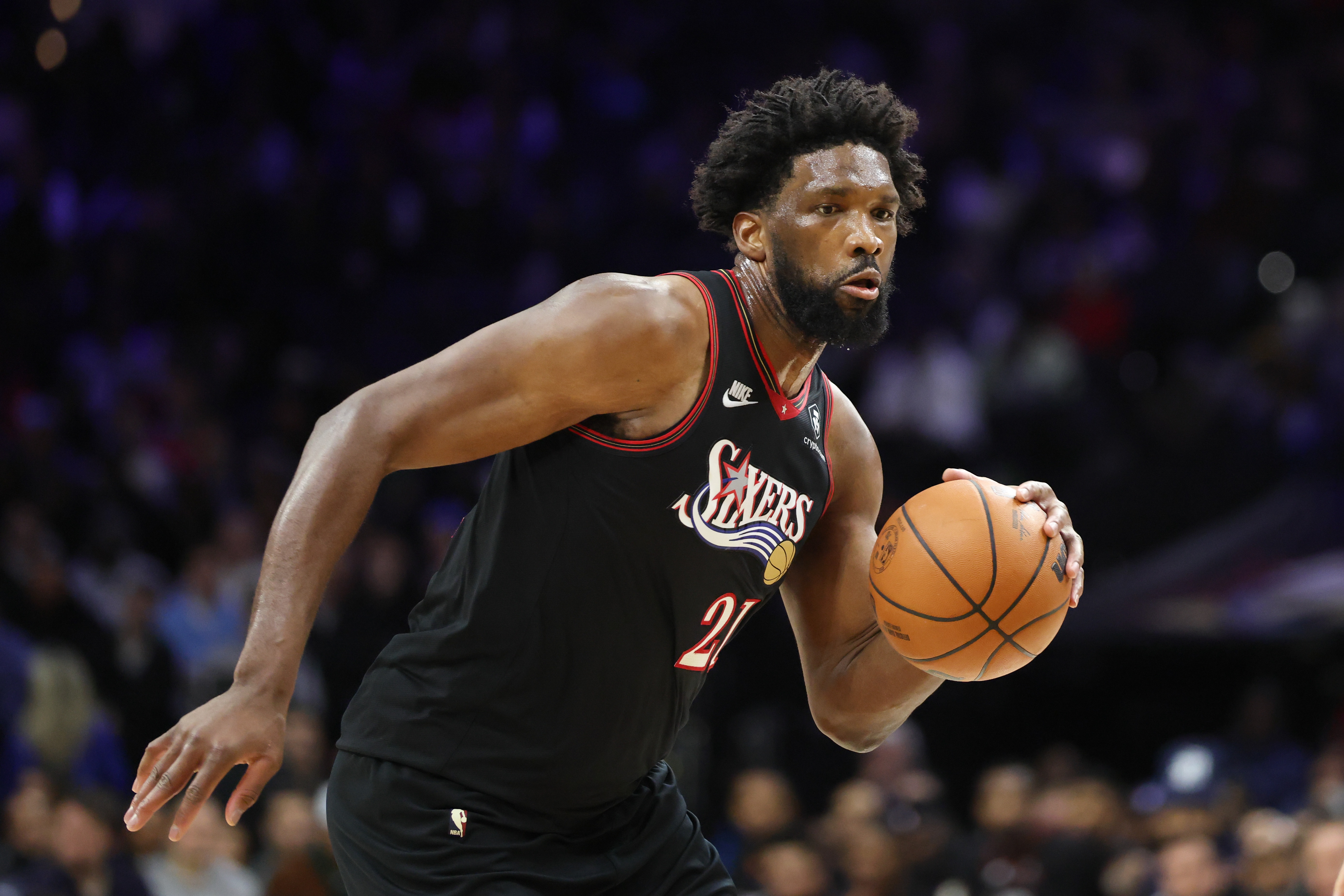 必赢官网-5失误辣眼！恩比德半场8中4拿到13分 正负值-12