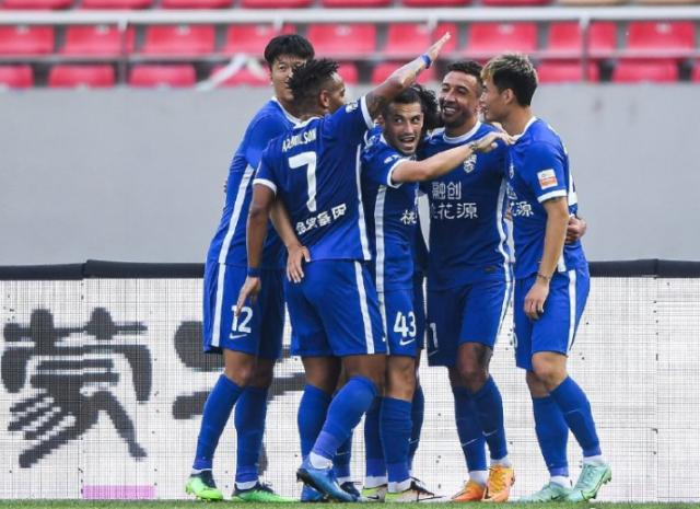 【中超】斯坦丘任意球双响戴维森破门 三镇6比0广州