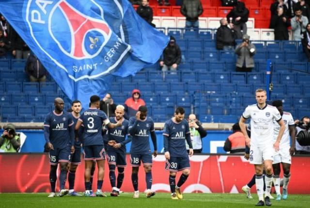 必赢下载-漫天嘘声下三球“惨胜” 巴黎度过了一个黑色星期日